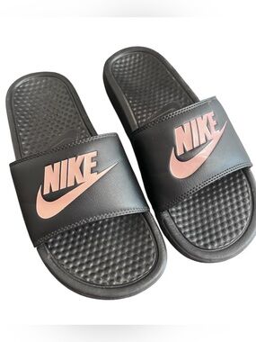 Nike Victori Slide Sandals | Women’s Size 8 | Black/Pink
